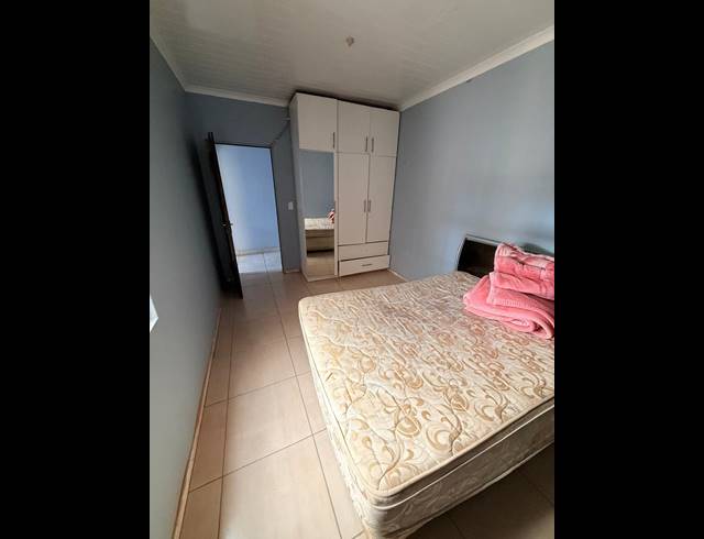 3 BEDROOM HOUSE FOR SALE IN NOMZAMO